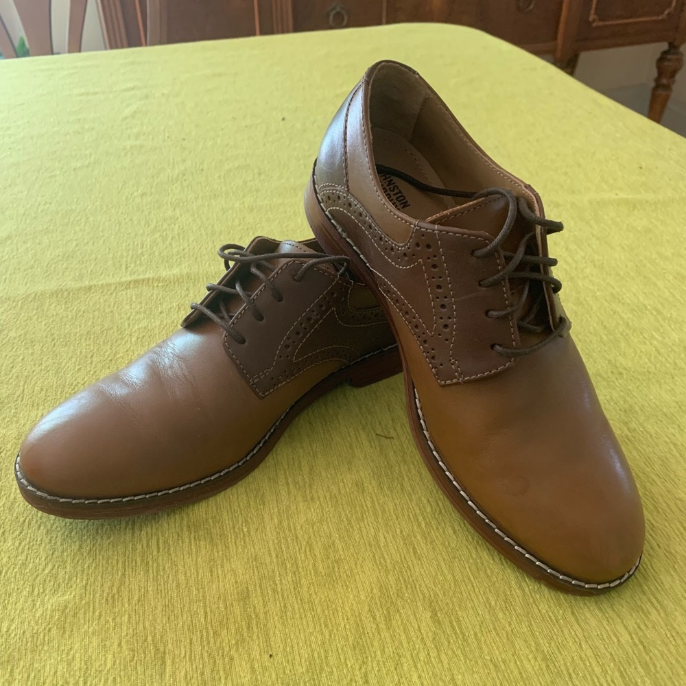 Boys Size 3 Brown Johnston & Murphy Conard Dress Shoes